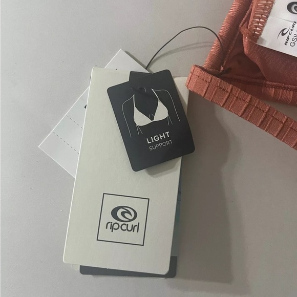 Ripcurl Triangle Lightly Padded Adjustable Swim Top Large - Picture 6 of 6